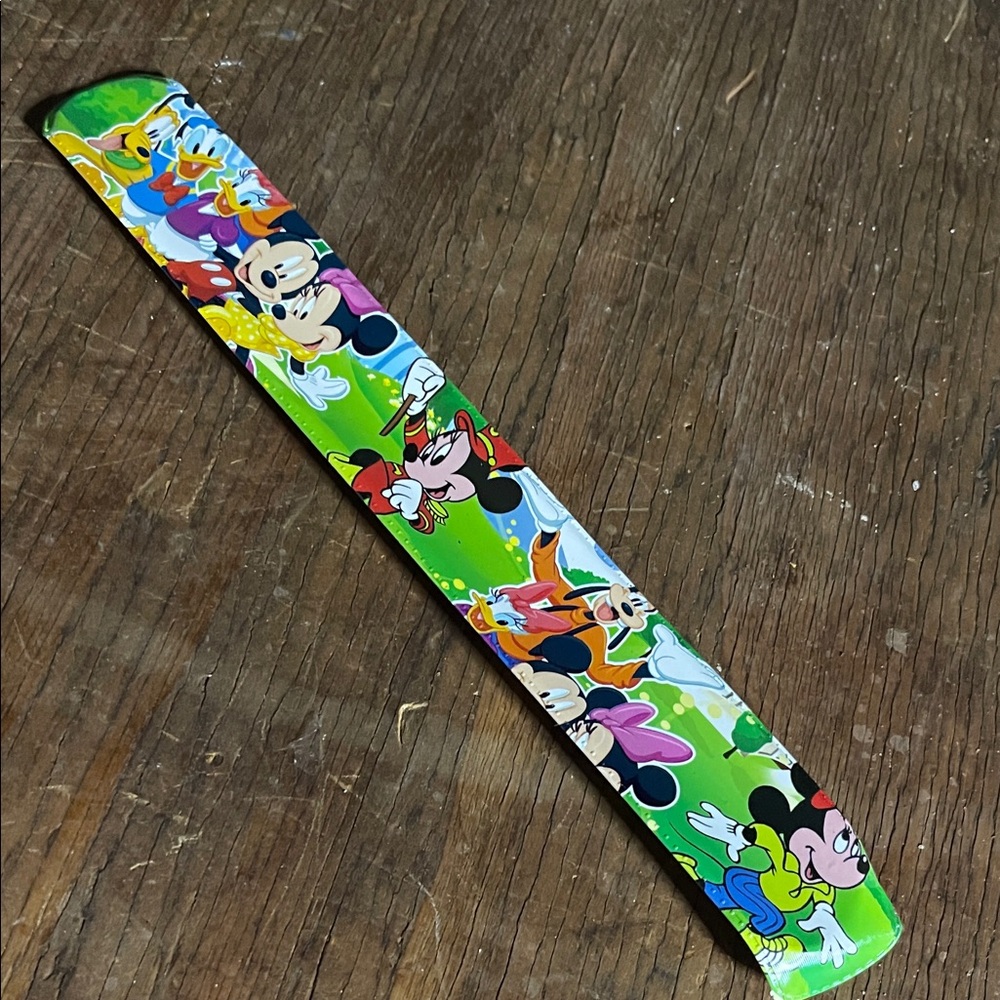 Disney Kids Bracelet with Mickey and Friends - Green and Multicolor